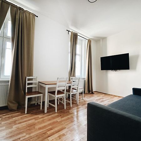 Apartmán Crimson Charm Praha Exteriér fotografie